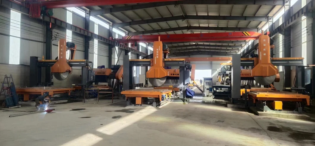 China Kerbstone Cutting Machine Line for Processing Thick Stone